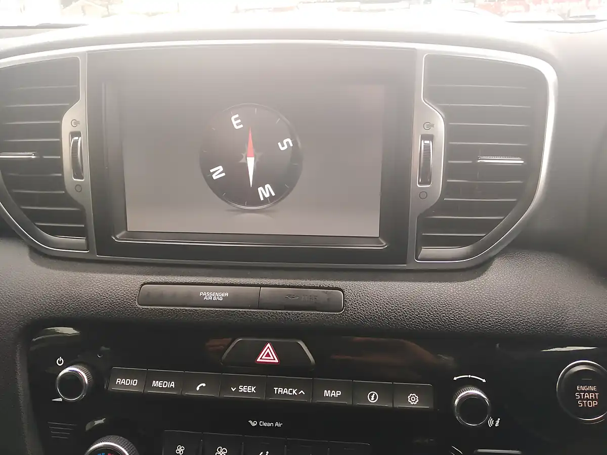 Used 2017 Kia Sportage KX-4 White - Interior and Exterior details 19