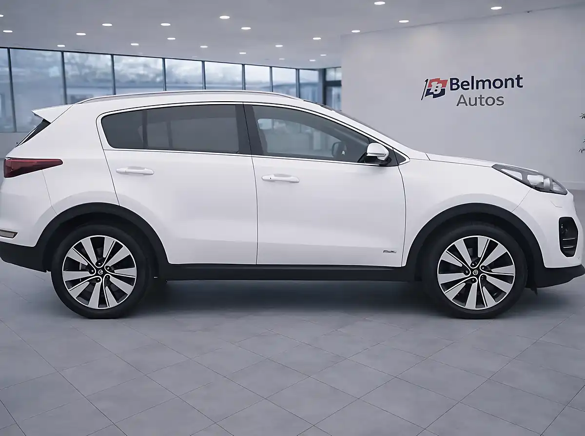 Used 2017 Kia Sportage KX-4 White - Interior and Exterior details 3