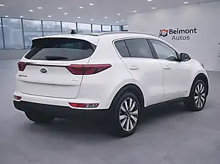 Used 2017 Kia Sportage KX-4 White - Interior and Exterior details 4