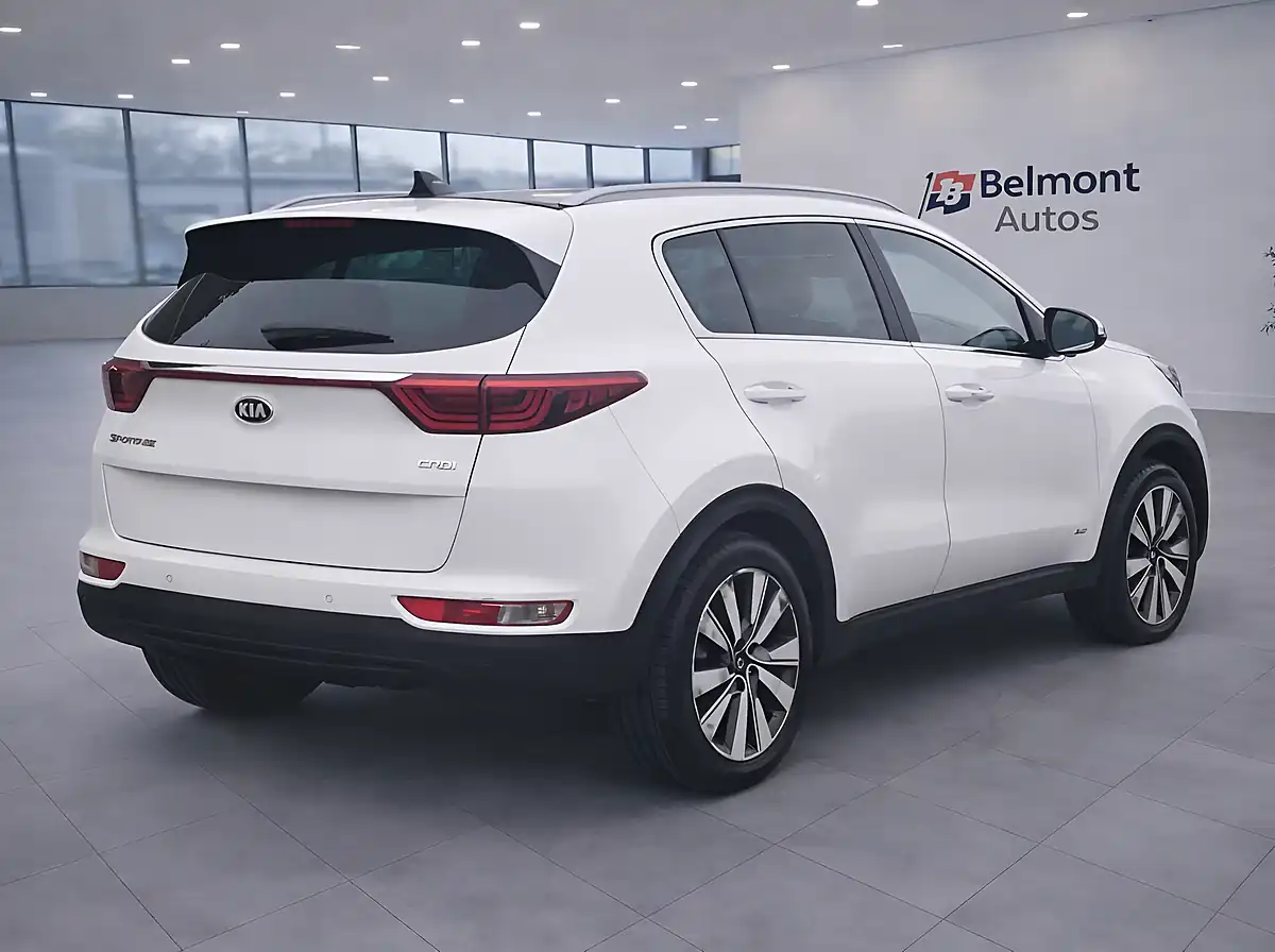 Used 2017 Kia Sportage KX-4 White - Interior and Exterior details 4