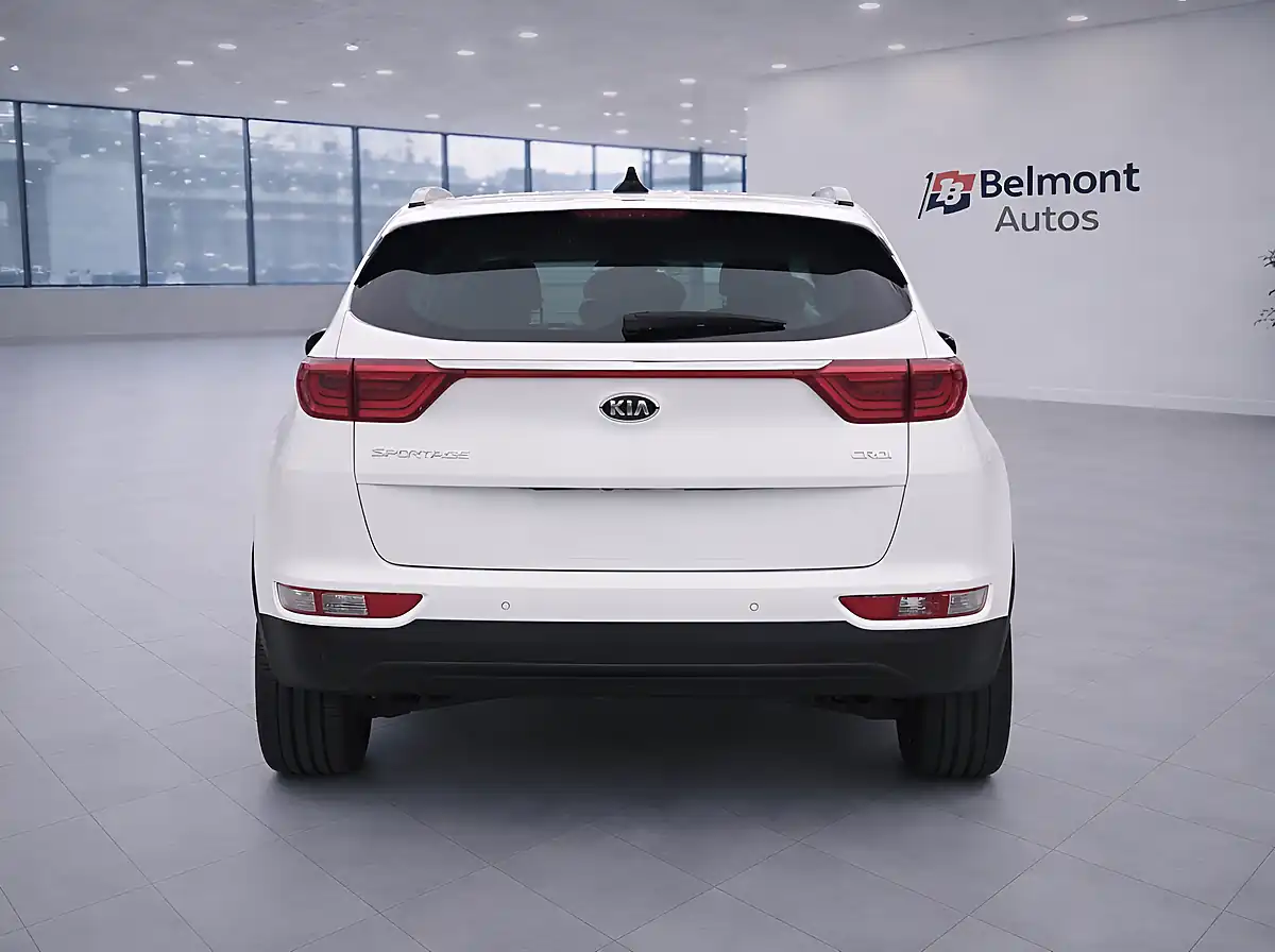 Used 2017 Kia Sportage KX-4 White - Interior and Exterior details 5