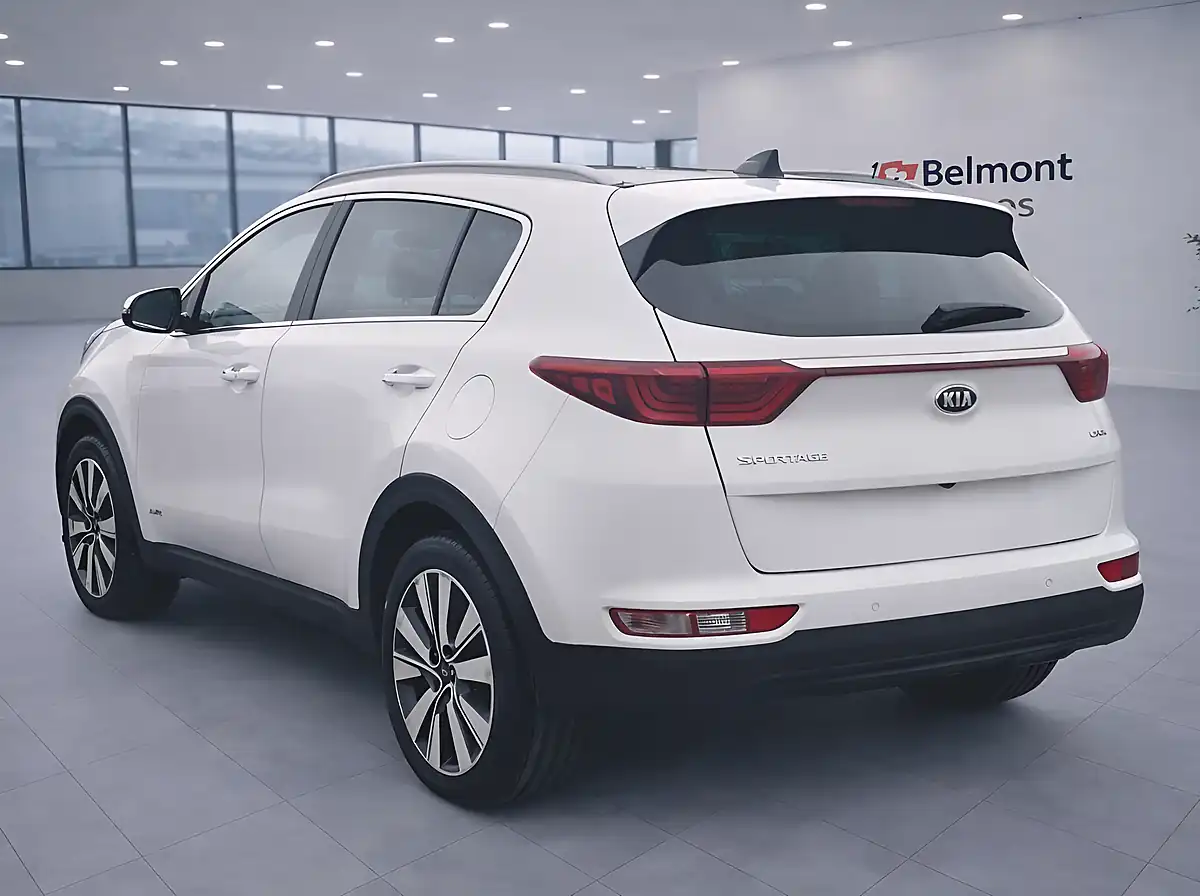 Used 2017 Kia Sportage KX-4 White - Interior and Exterior details 6