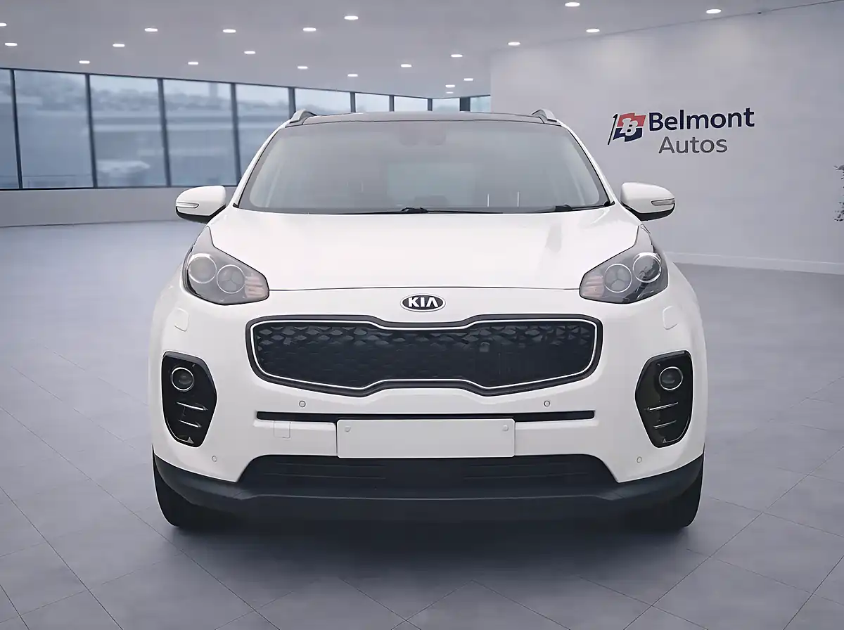 Used 2017 Kia Sportage KX-4 White - Interior and Exterior details 9