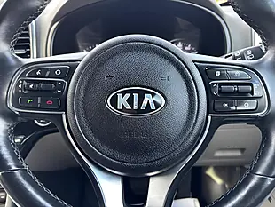 Used 2017 Kia Sportage KX-5 Silver - Interior and Exterior details 11