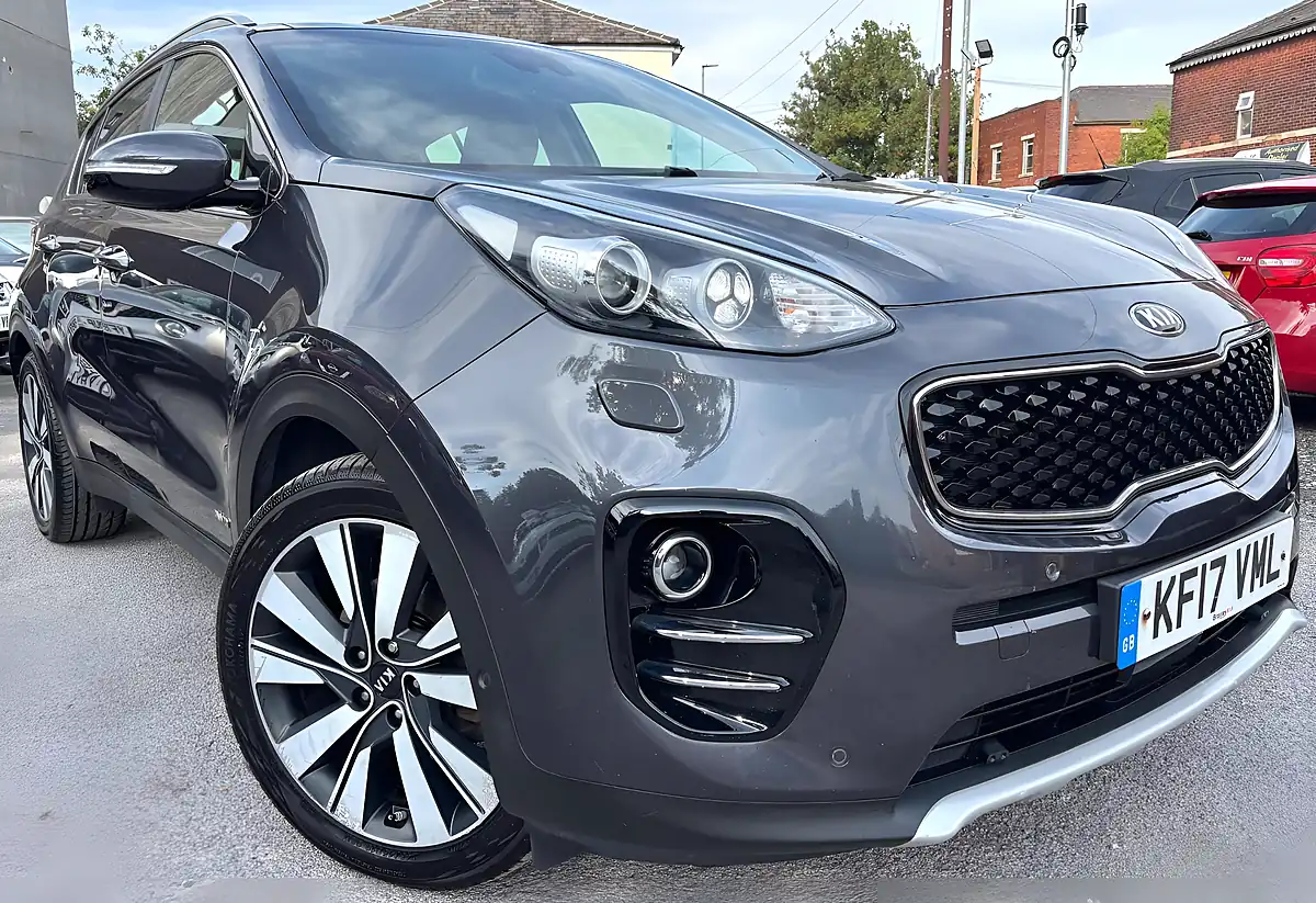 Used 2017 Kia Sportage KX-5 Silver - Interior and Exterior details 2