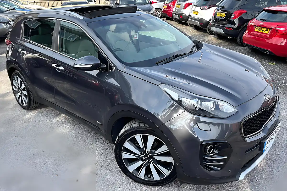Used 2017 Kia Sportage KX-5 Silver - Interior and Exterior details 3