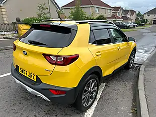 Used 2017 Kia Stonic First Edition Yellow - Interior and Exterior details 5