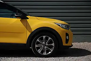 Used 2017 Kia Stonic First Edition Yellow - Interior and Exterior details 16