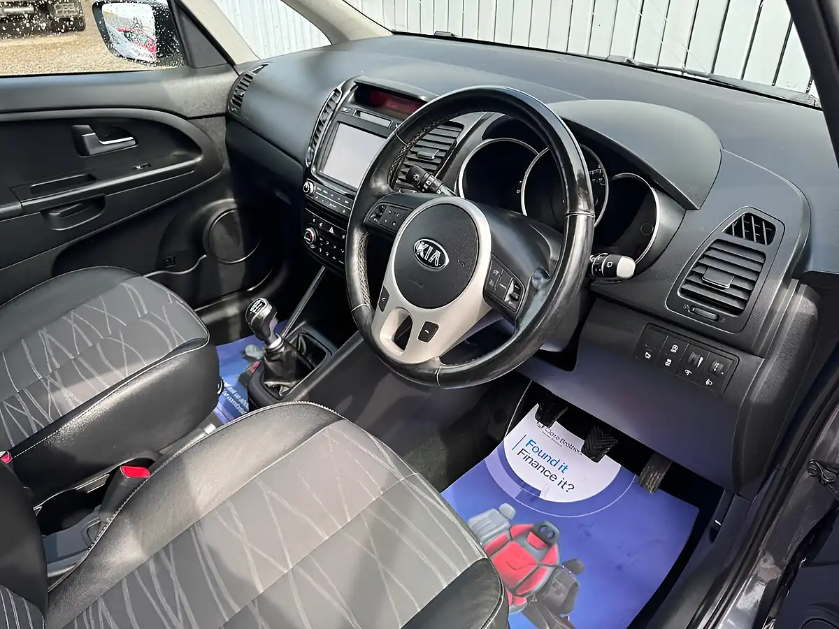 Used 2017 Kia Venga 4 Grey - Interior and Exterior details 17