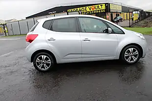 Used 2017 Kia Venga Silver - Interior and Exterior details 8