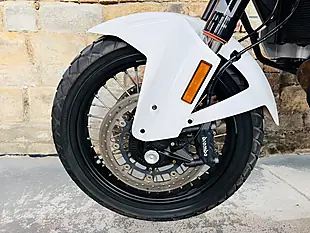 Used 2017 Ktm 1290 Super Adventure T White - Interior and Exterior details 14