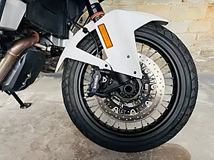 Used 2017 Ktm 1290 Super Adventure T White - Interior and Exterior details 5