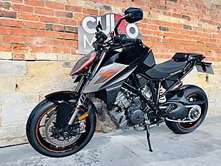 Used 2017 Ktm 1290 Super Duke R Gen 2 Black - Interior and Exterior details 12