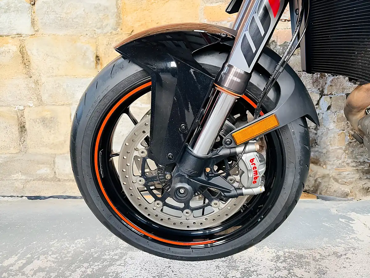 Used 2017 Ktm 1290 Super Duke R Gen 2 Black - Interior and Exterior details 14