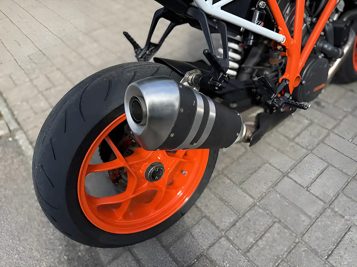 Used 2017 Ktm 1290 Super Duke R - Interior and Exterior details 11