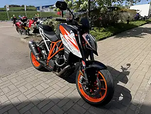 Used 2017 Ktm 1290 Super Duke R - Interior and Exterior details 3