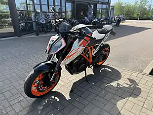Used 2017 Ktm 1290 Super Duke R - Interior and Exterior details 5