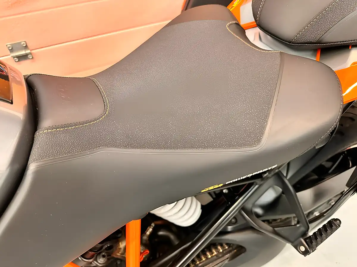 Used 2017 Ktm 1290 Superduke GT - Interior and Exterior details 6