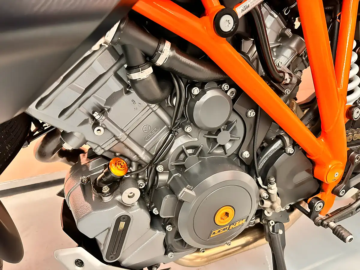 Used 2017 Ktm 1290 Superduke GT - Interior and Exterior details 7