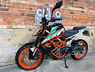 Used 2017 Ktm 390 Duke Orange - Interior and Exterior details 12