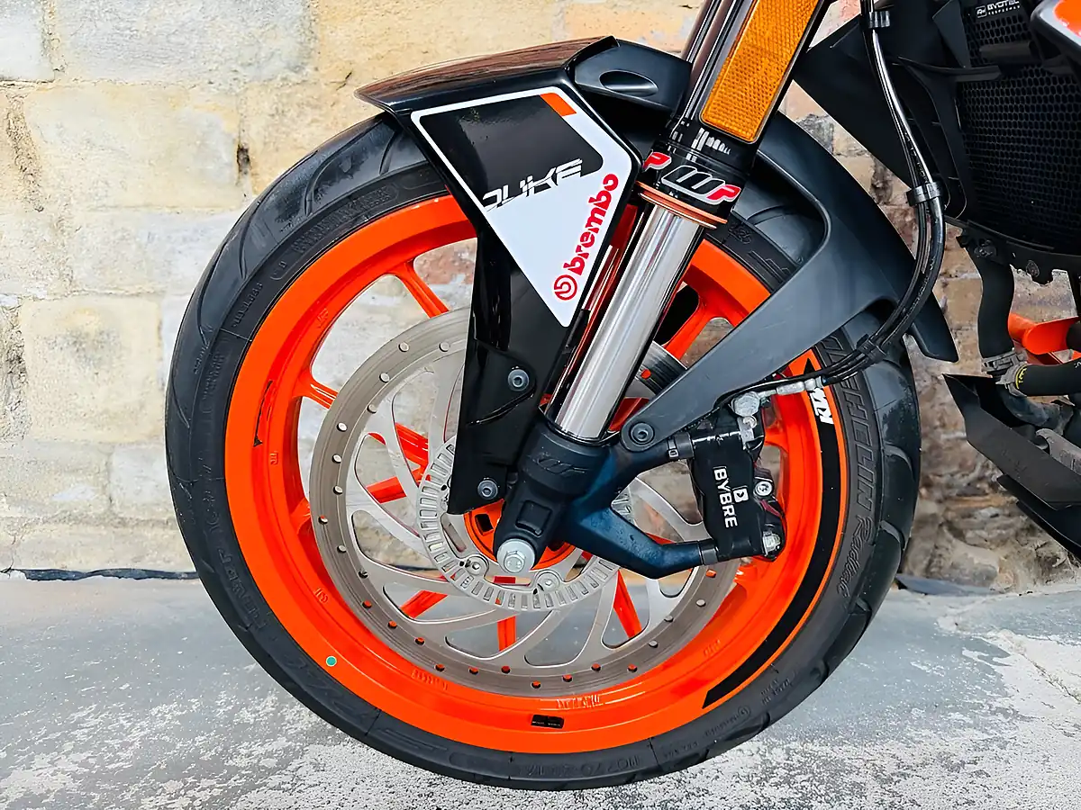 Used 2017 Ktm 390 Duke Orange - Interior and Exterior details 14