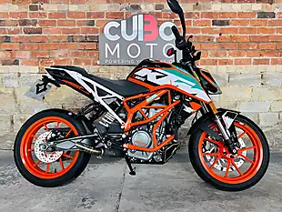 Used 2017 Ktm 390 Duke Orange - Interior and Exterior details 2