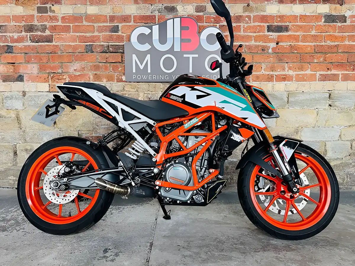 Used 2017 Ktm 390 Duke Orange - Interior and Exterior details 2