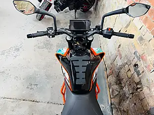 Used 2017 Ktm 390 Duke Orange - Interior and Exterior details 20