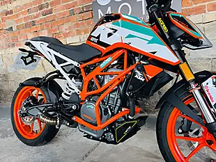 Used 2017 Ktm 390 Duke Orange - Interior and Exterior details 6