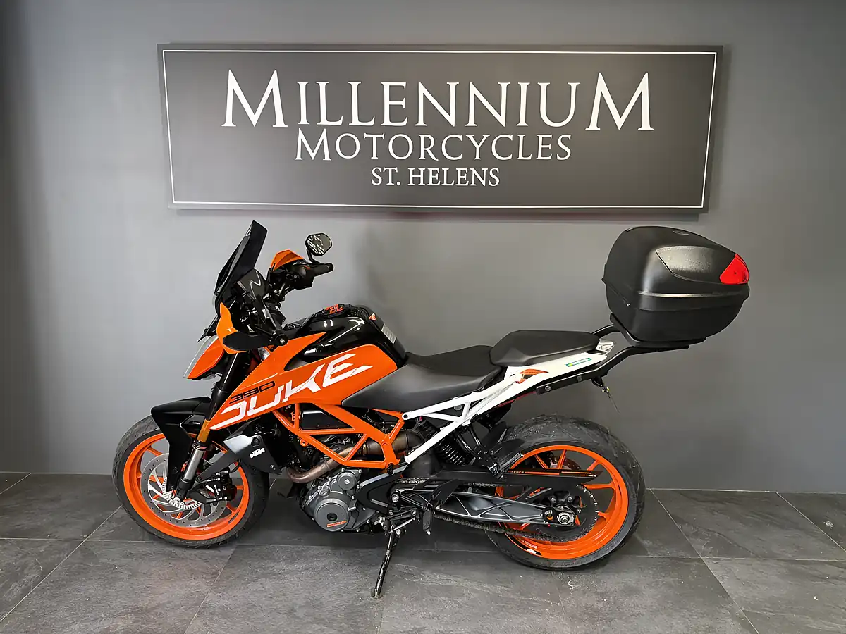 Used 2017 Ktm 390 Duke Orange - Interior and Exterior details 11
