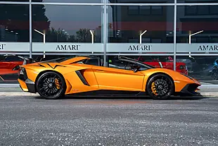 Used 2017 Lamborghini Aventador Sv Roadster Arancio Atlas - Interior and Exterior details 2