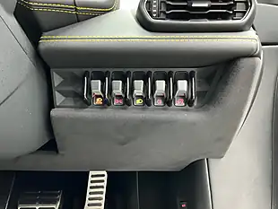 Used 2017 Lamborghini Huracan Coupe Black - Interior and Exterior details 17