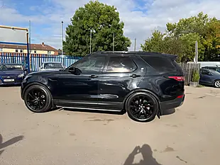 Used 2017 Land Rover Discovery First Edition Black - Interior and Exterior details 4