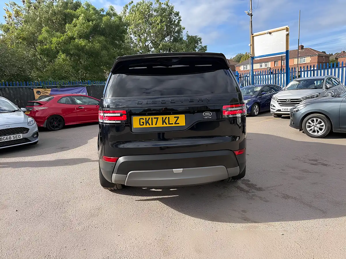 Used 2017 Land Rover Discovery First Edition Black - Interior and Exterior details 5