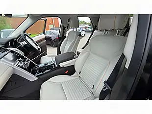 Used 2017 Land Rover Discovery Hse Black - Interior and Exterior details 15
