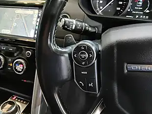 Used 2017 Land Rover Discovery Hse Black - Interior and Exterior details 16