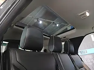 Used 2017 Land Rover Discovery Hse Black - Interior and Exterior details 19