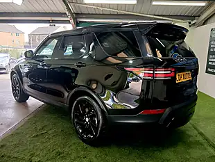 Used 2017 Land Rover Discovery Hse Black - Interior and Exterior details 5