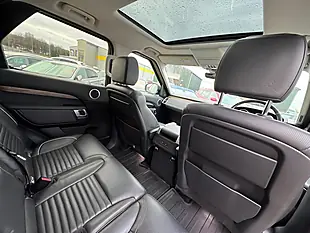 Used 2017 Land Rover Discovery Hse Black - Interior and Exterior details 14