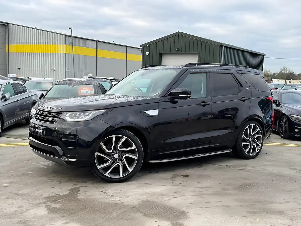 Used 2017 Land Rover Discovery Hse Black - Interior and Exterior details 4
