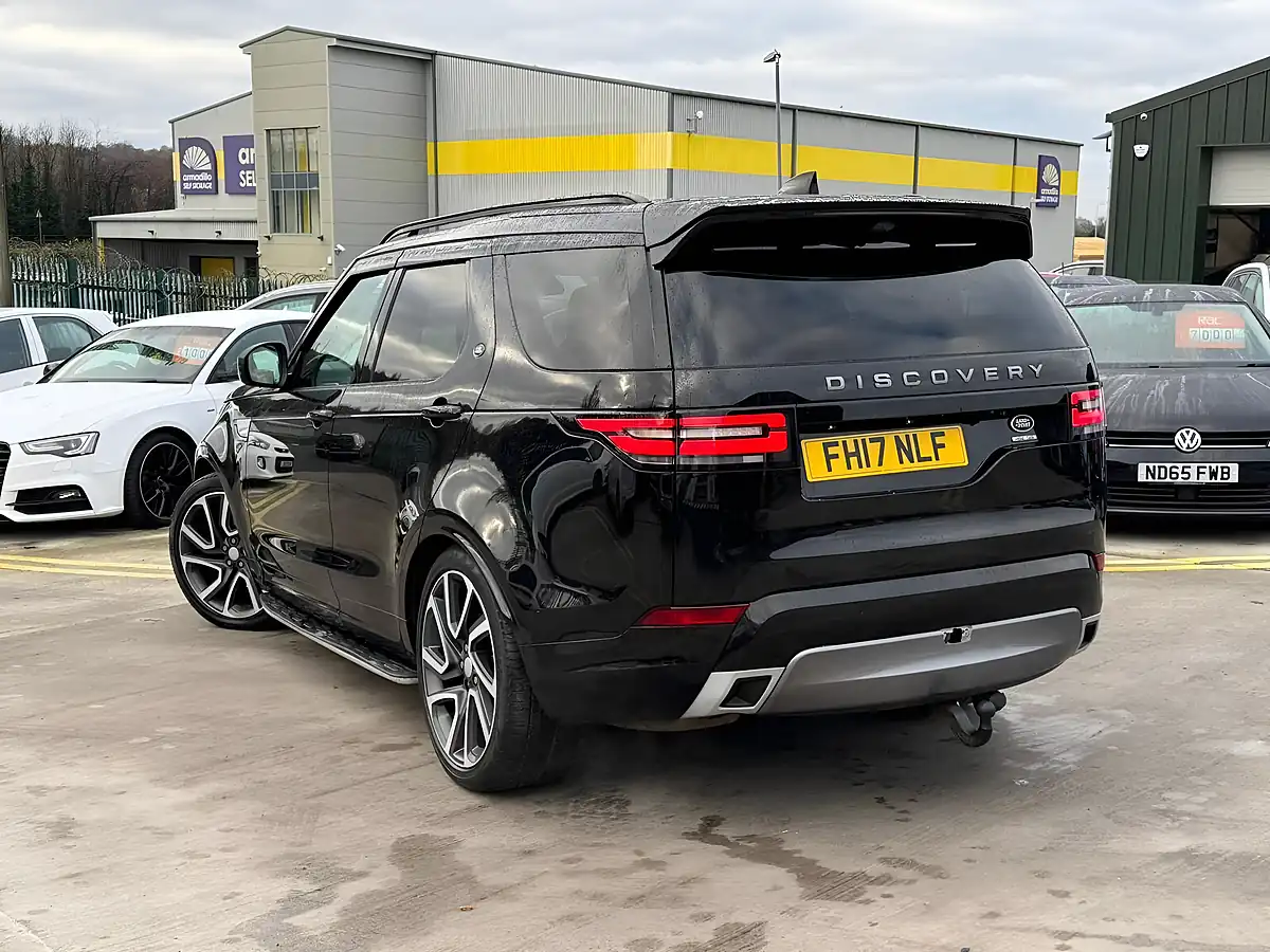 Used 2017 Land Rover Discovery Hse Black - Interior and Exterior details 5
