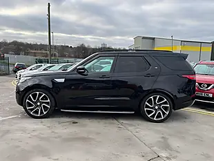 Used 2017 Land Rover Discovery Hse Black - Interior and Exterior details 8