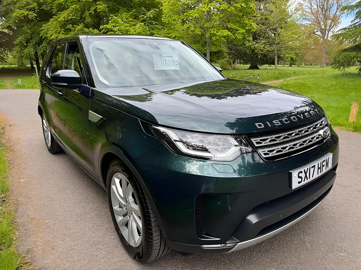 Used 2017 Land Rover Discovery Hse Green - Interior and Exterior details 10