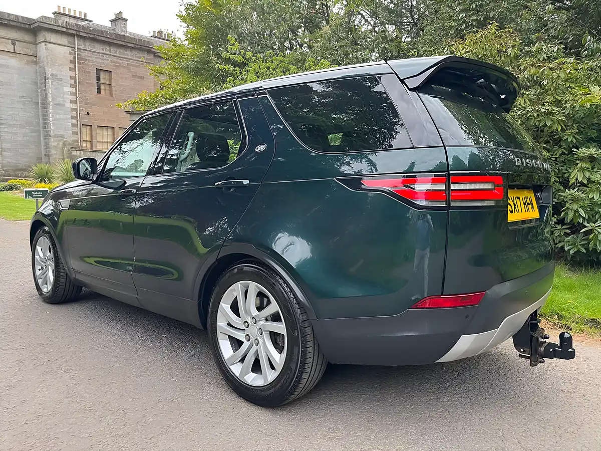Used 2017 Land Rover Discovery Hse Green - Interior and Exterior details 3