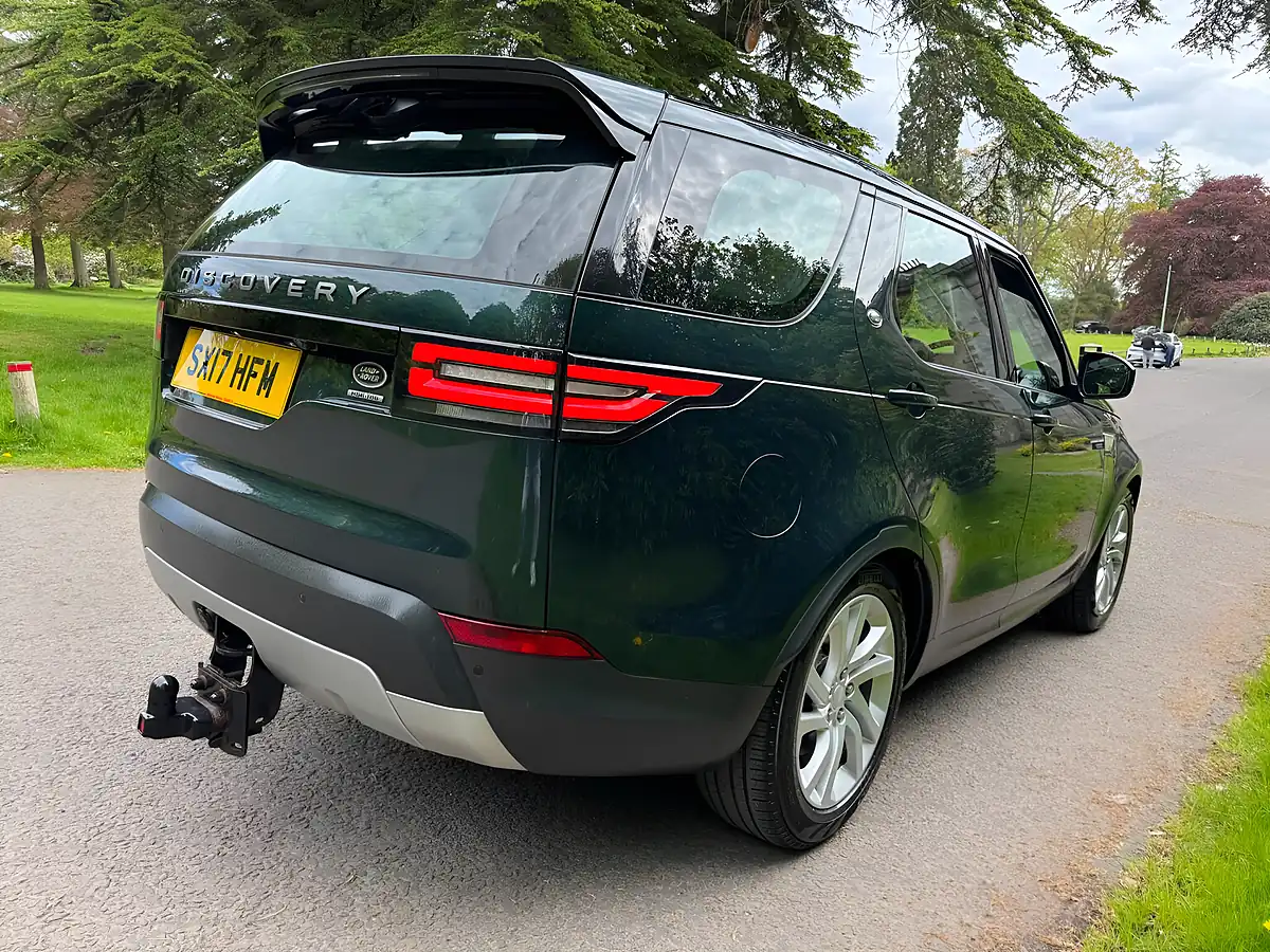Used 2017 Land Rover Discovery Hse Green - Interior and Exterior details 6