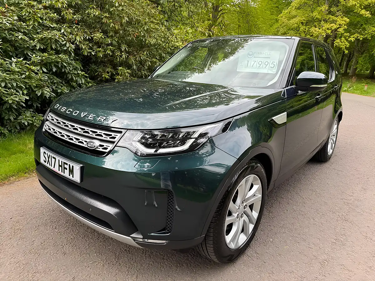 Used 2017 Land Rover Discovery Hse Green - Interior and Exterior details 9