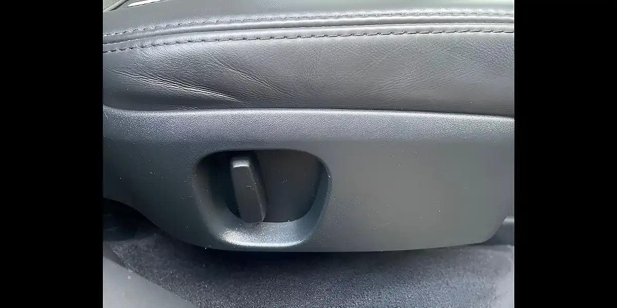 Used 2017 Land Rover Discovery Hse Green - Interior and Exterior details 15