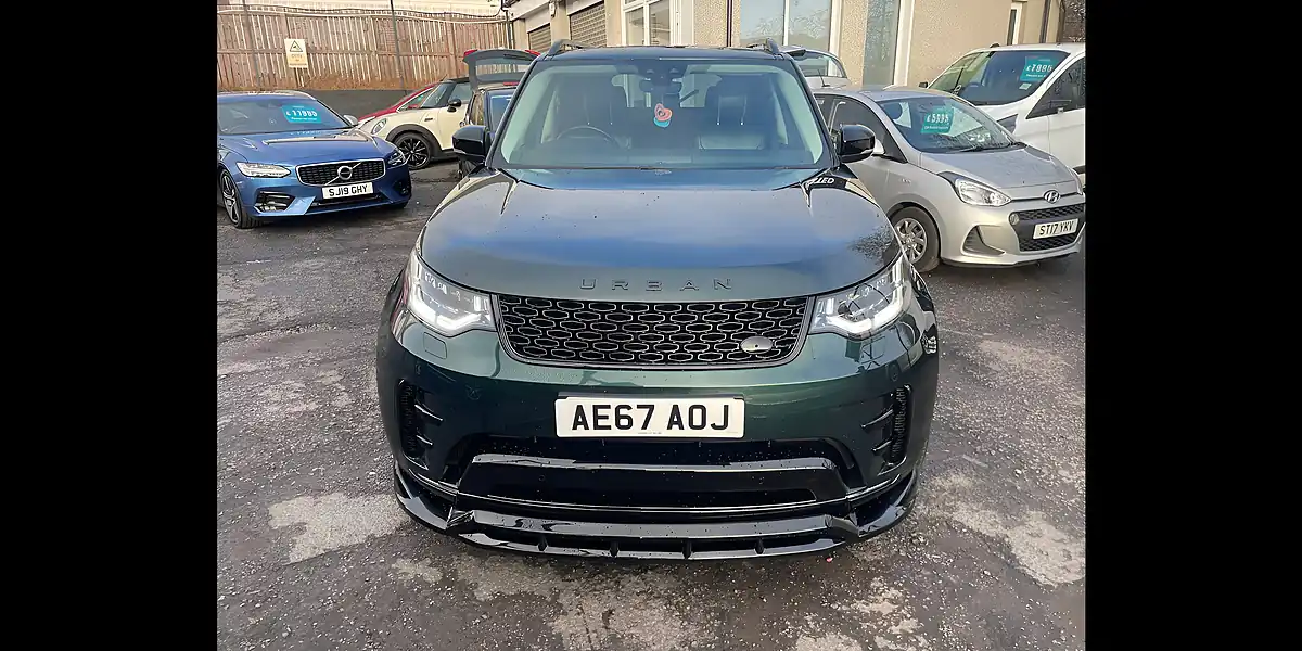 Used 2017 Land Rover Discovery Hse Green - Interior and Exterior details 2