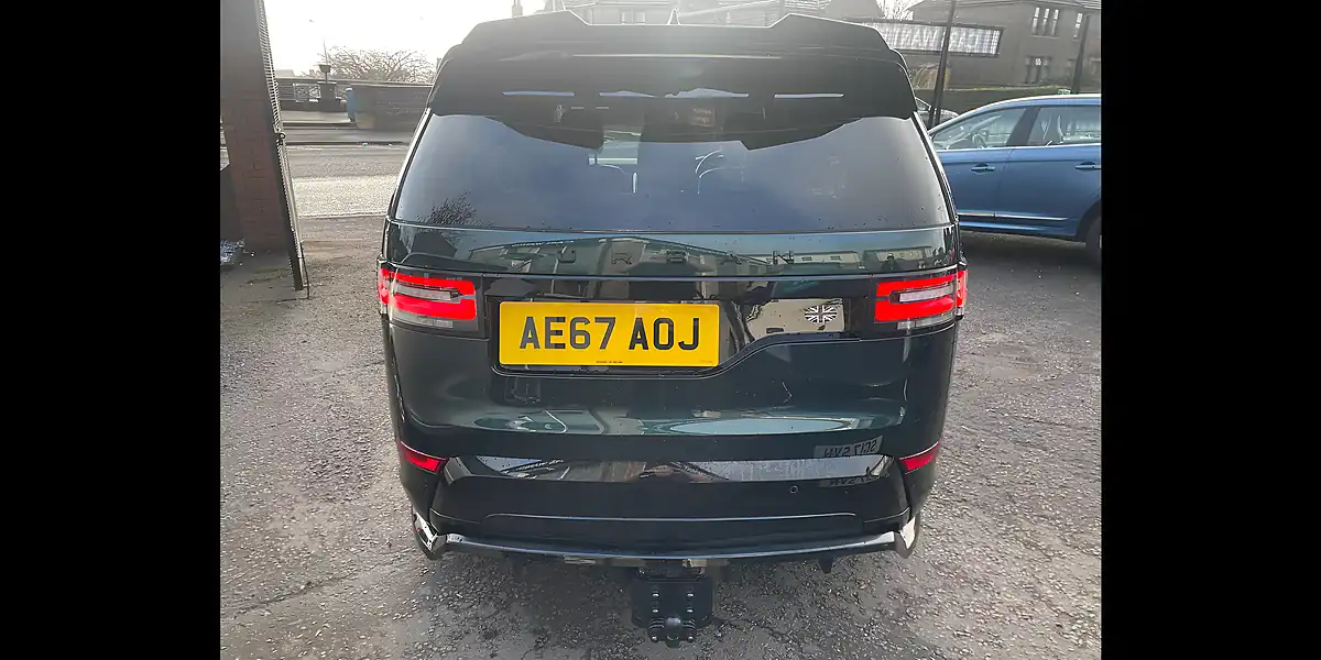Used 2017 Land Rover Discovery Hse Green - Interior and Exterior details 5