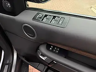 Used 2017 Land Rover Discovery Hse Grey - Interior and Exterior details 16